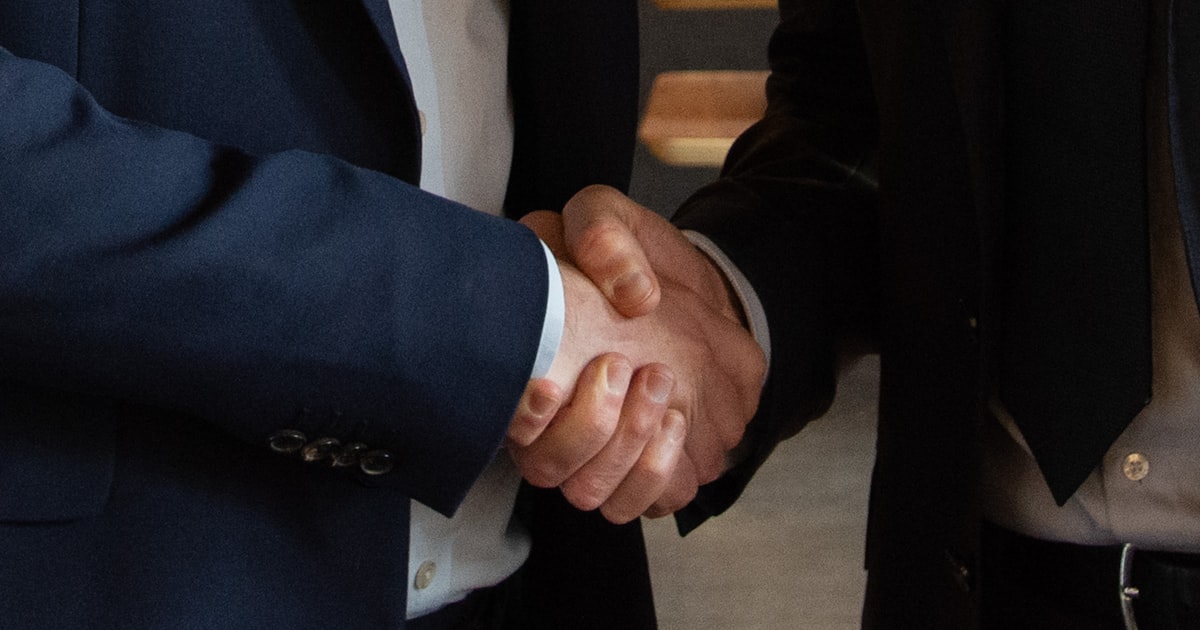 STR Loophole in a Partnership: Who Gets the Tax Benefit?
